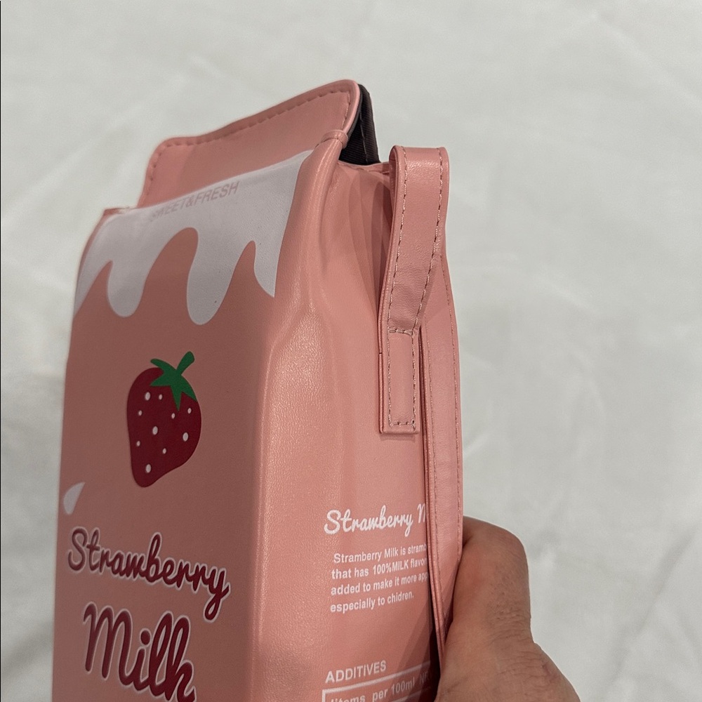Charming Pink Crossbody Bag - Picture 13 of 13